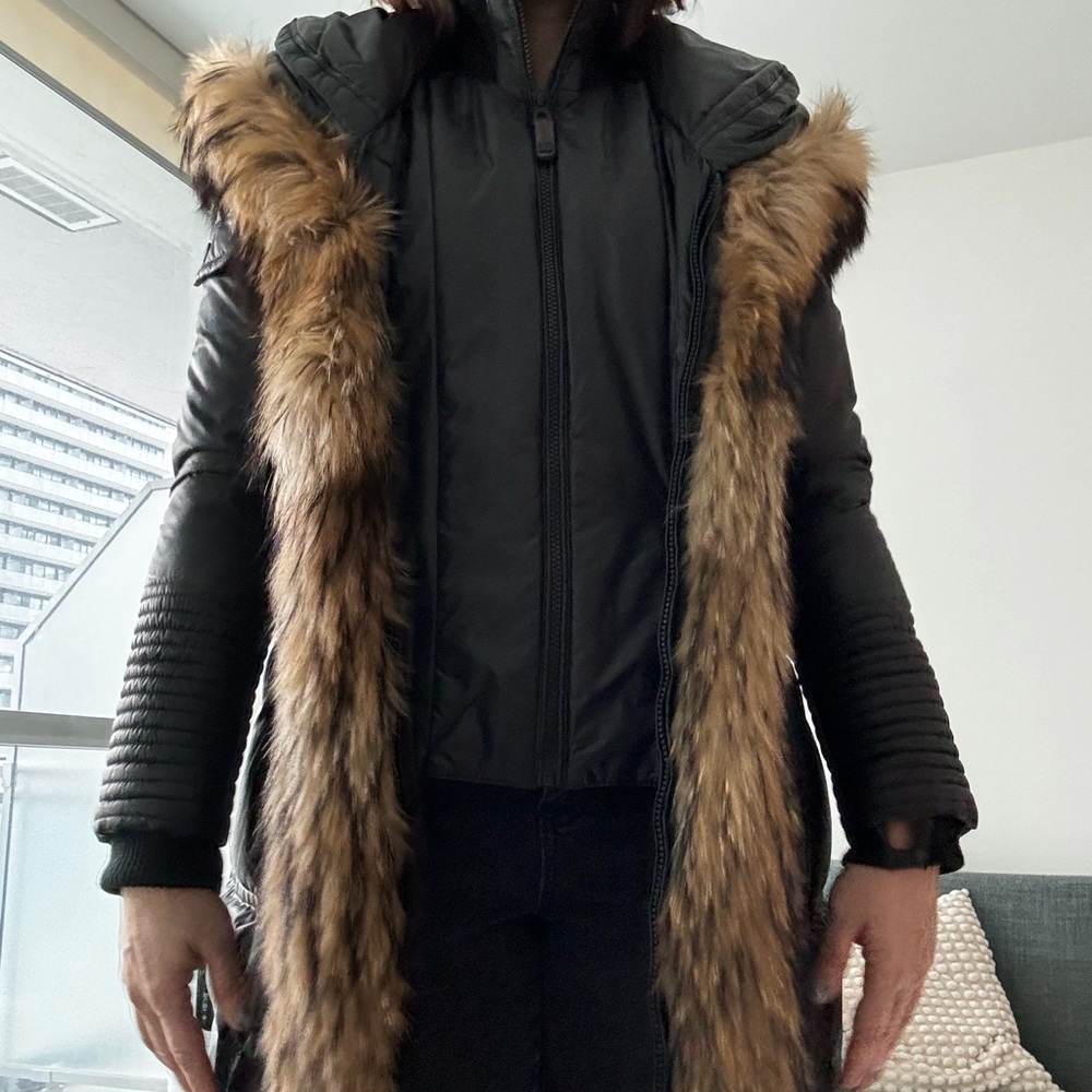 RUDSAK Black Puffer Coat with Fur Trim - Picture 2 of 5